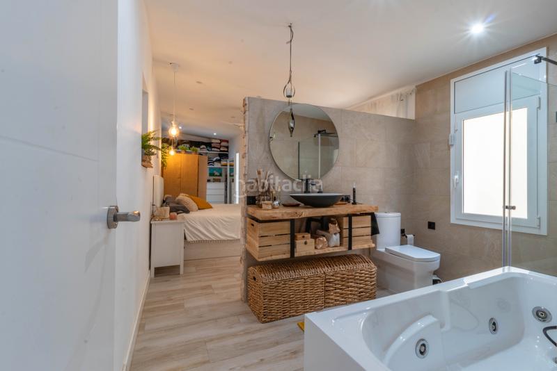 Foto dbbbf5a8-2d1b-47d6-8083-59143ac47ddd. Chalet mit kamin heizung parking pool in Sant Cebrià de Vallalta