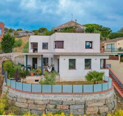 Chalet dans Sant Cebri de Vallalta. Torre a 4 vientos en el pueblo de sant cebri de vallalta