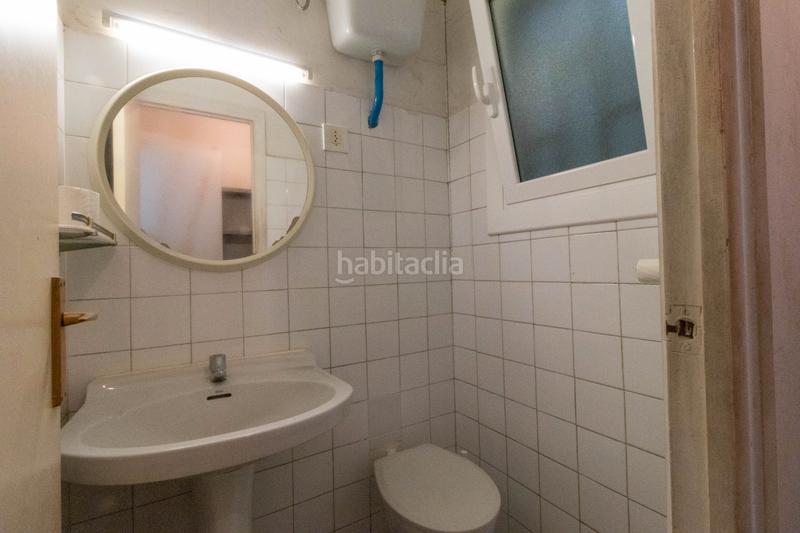 Foto 2f4e99b9-261f-4e39-8ebe-ae6f41d1c625. Local comercial a Zona alta Arenys de Mar