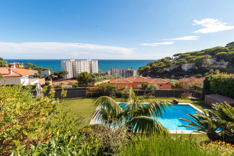 Foto b59a7994-e5d7-4c3f-84bd-67787658fd1e. Chalet avec cheminée chauffage parking piscine dans Sant Pol de Mar