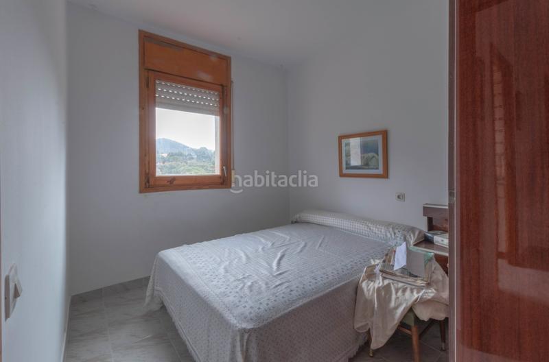 Foto 4a1c97d3-537c-4291-b9f0-07cfc89898c8. Maison jumelée avec cheminée dans Sant Cebrià de Vallalta