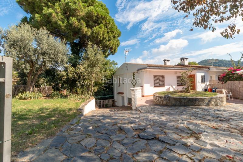 Foto 6947abd6-ec22-404e-8714-38d2531f6db6. Maison jumelée avec cheminée dans Sant Cebrià de Vallalta