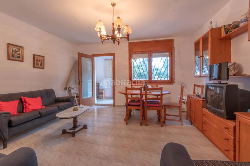 Foto 6a7a825a-248f-4d8e-8555-32c45a39475e. Maison jumelée avec cheminée dans Sant Cebrià de Vallalta