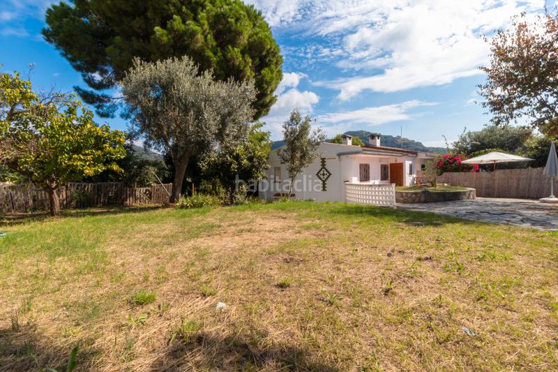 Foto 6ebddfb7-d5da-4e2f-ab70-aa12fff90e1d. Maison jumelée avec cheminée dans Sant Cebrià de Vallalta