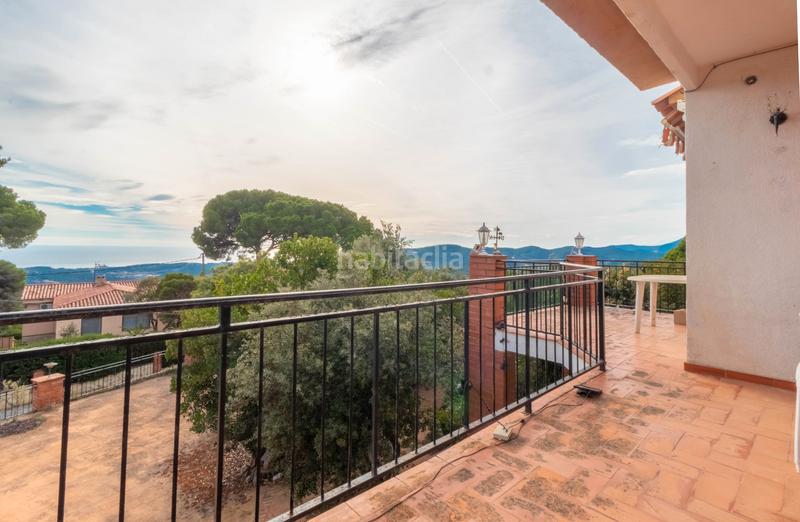 Foto 18a29bb2-74fc-4ad9-9a60-e1e0084a69db. Chalet avec cheminée parking dans Sant Cebrià de Vallalta