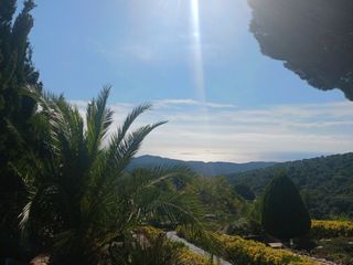 Chalet in Sant Cebrià de Vallalta. Encantadora villa de una sola planta con vistas panorámicas al m