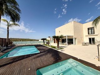 Casa a La Alcayna. Espectacular chalet en la alcayna