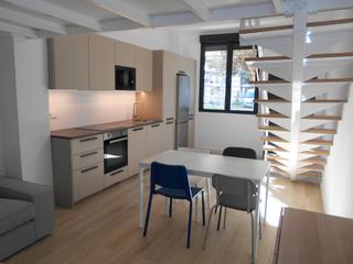 Apartament a Calle río taibilla 6. Loft nuevo en calle taibilla, jardin tirolina  junto a  juan de