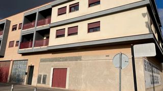 Local Comercial a Avenida Luis Manzanares 2