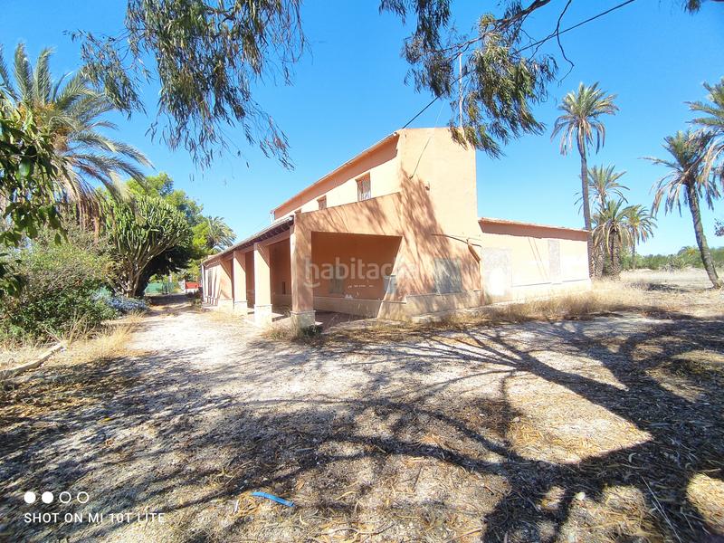 Foto edf291a4-1517-49da-89d7-aff05c2c35d3. Casa pareada  a 5 minutos de elche en Elche / Elx