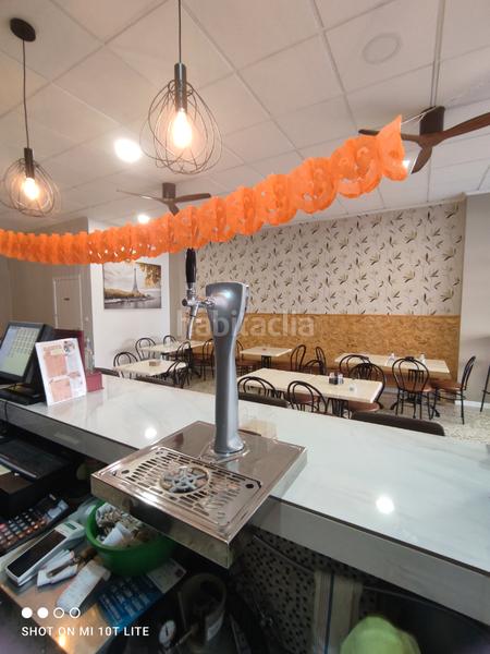 Foto 70b10f9c-f689-44f8-9079-c9fdfa3cf73f. Traspaso local comercial traspaso bocateria cafeteria en Elche / Elx
