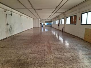 Nau industrial a El Toscar. Nave en poligono de carrus