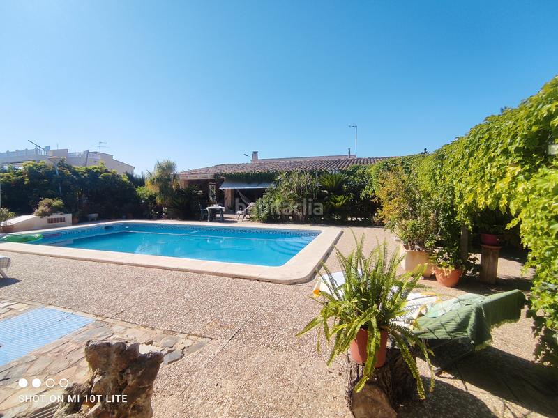 Foto 8ee343b6-3036-4416-af03-5b468fbbc55e. Chalet avec parking piscine dans La Foia - Daimés - Asprella Elche / Elx