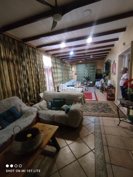 Foto c4575834-c83e-45b8-857a-aff9aa215b0d. Chalet avec parking piscine dans La Foia - Daimés - Asprella Elche / Elx