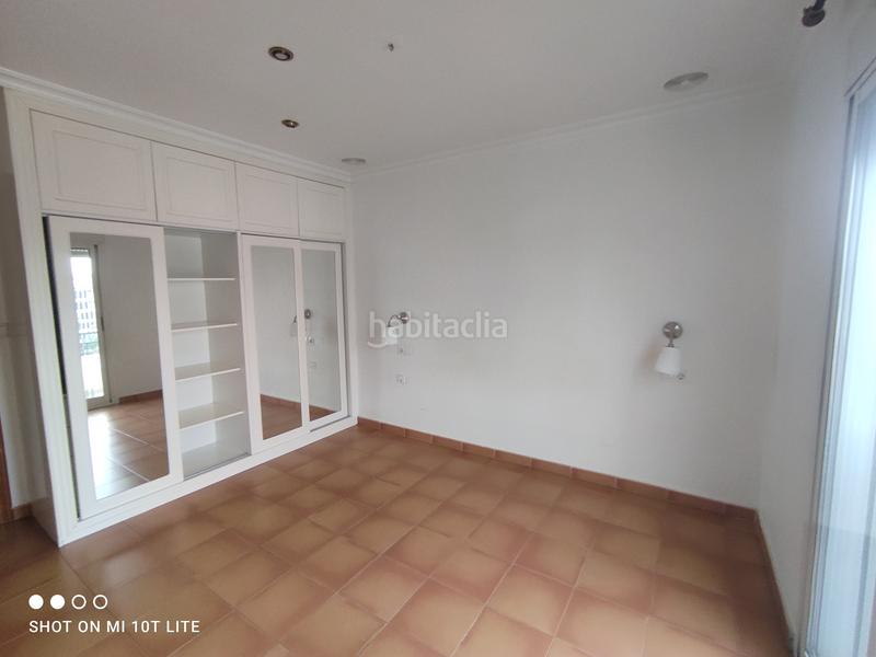 Foto 75dc167c-e30d-47de-af47-612465b76d06. Alquiler piso  exterior con vistas a las palmeras en Elche / Elx
