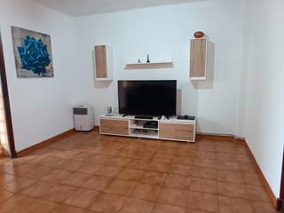 Appartement à San Crispín. Piso con balcon cerca de avenida novelda