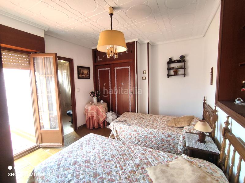 Foto 3129d535-143f-435f-a847-fa289e83cc5d. Àtic a Playa Levante Santa Pola