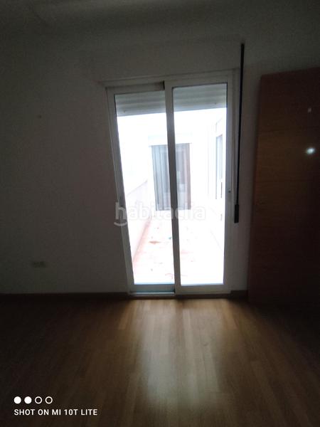 Foto 16c3585f-9bf5-4c14-840b-938982aef77f. Pis amb piscina a El Travaló - Martínez Valero Elche / Elx