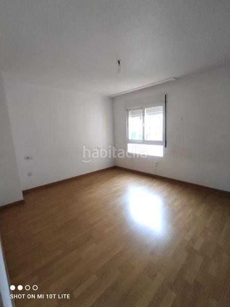 Foto 1aaea189-286d-4341-9554-9fdebb2e4023. Pis amb piscina a El Travaló - Martínez Valero Elche / Elx