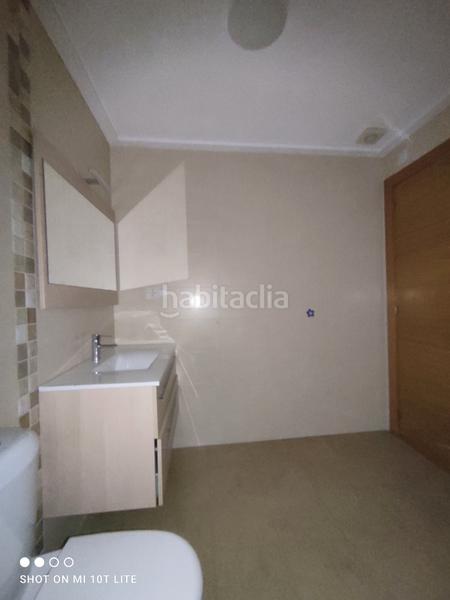 Foto 414faaca-b877-4d2f-989a-0a048e126aa9. Pis amb piscina a El Travaló - Martínez Valero Elche / Elx