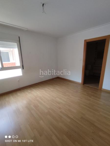 Foto 686f1718-e730-48ad-aba2-6fbe5da9df39. Pis amb piscina a El Travaló - Martínez Valero Elche / Elx