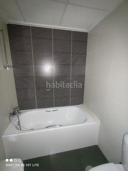 Foto d2712a9b-1648-4281-a6a6-752f01a250ef. Pis amb piscina a El Travaló - Martínez Valero Elche / Elx