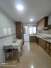 Appartement à Centro. Piso seminuevo cerca de la glorieta