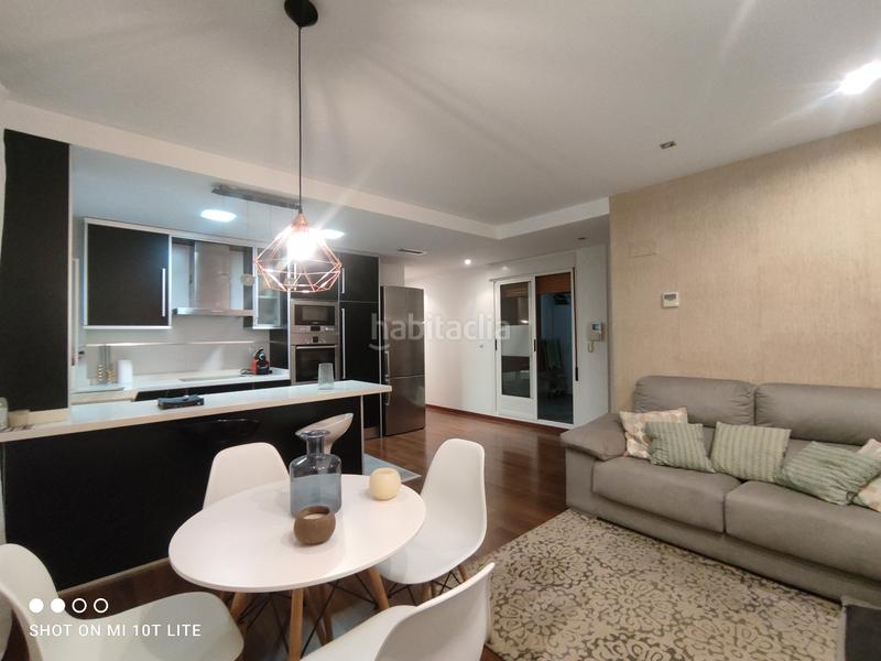 Foto 98d0f613-2696-4a1c-8263-eb2d592939b2. Rent flat with parking in Centro Elche / Elx