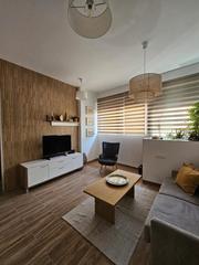 Lloguer Pis a Calas Santiago Bernabeu. Piso moderno en la playa levante
