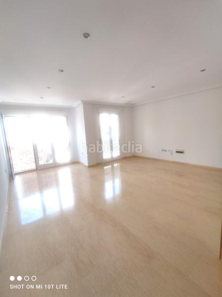 Foto 1d103152-536e-4881-af48-74ea320e9a22. Pis a Reina Victoria - Miguel Hernández Elche / Elx