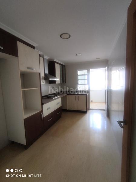 Foto 6710ce91-b494-40e6-b65d-496ad8219569. Pis a Reina Victoria - Miguel Hernández Elche / Elx