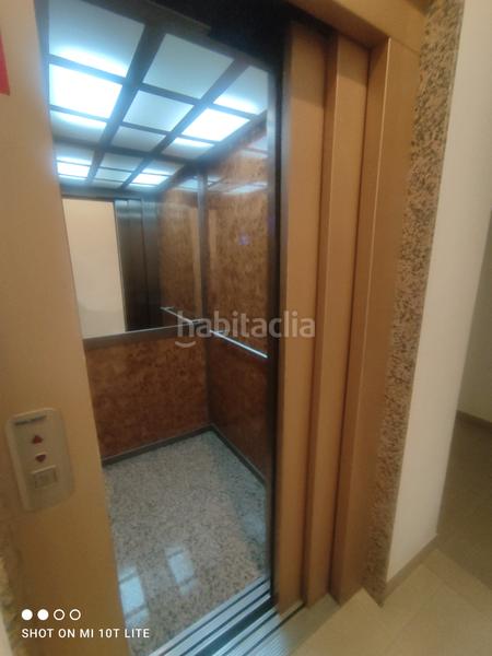 Foto f73fddce-85cd-4595-b7ad-32fd1e995096. Pis a Reina Victoria - Miguel Hernández Elche / Elx