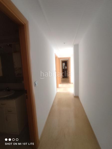 Foto f7bf4c6f-4cbb-430b-9aa6-e94fe64594cb. Pis a Reina Victoria - Miguel Hernández Elche / Elx