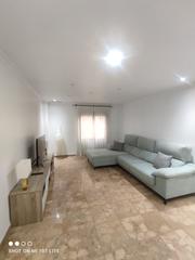 Location Appartement à Centro. Piso cerca de la glorieta