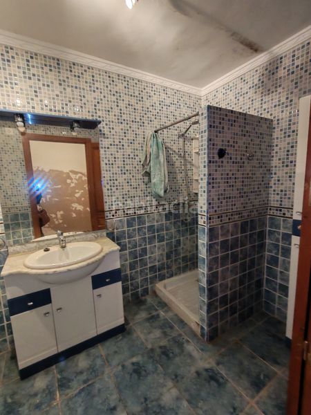 Foto 3e8a934e-d205-40d8-8b65-2f5455361370. Casa pareada casa en derramador en Alzabares Elche / Elx