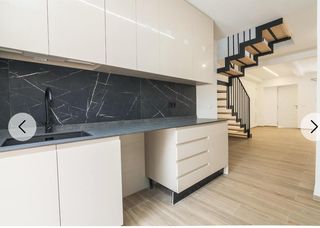 Casa adossada a El Raval - Portes Encarnades