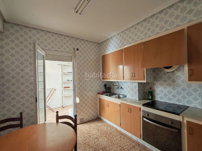 Foto f0d329d4-c8e3-44e6-9d89-f2c4a887c636. Pis a Centro Elche / Elx