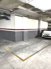 Affitto Posto auto in Reina Victoria - Miguel Hernández. Plaza de garaje cerca de los pisos azules