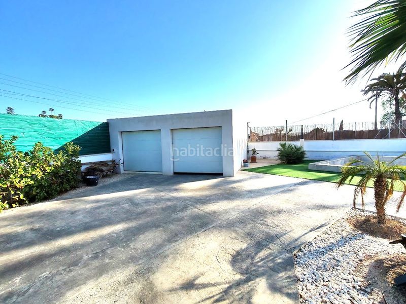 Foto dc410861-5496-4533-b17b-033f60bc76ee. Casa amb xemeneia calefacció aparcament piscina a Elche / Elx