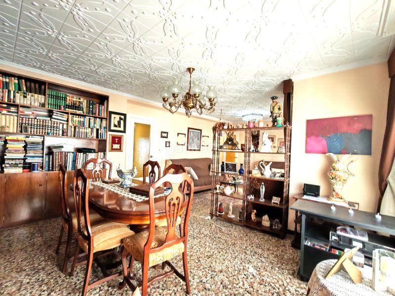 Foto b7d83033-9415-42ad-966a-4d3d3cd89330. Pis a Centro Elche / Elx
