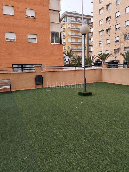 Foto fd290726-b6c7-4157-92e4-65aa46914077. Àtic amb xemeneia aparcament piscina a Ciutat Universitària Elche / Elx