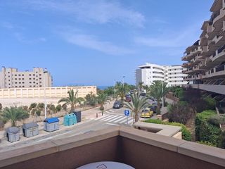 Flat in Los Arenales del Sol. Piso exterior con ascensor, balcon y garaje