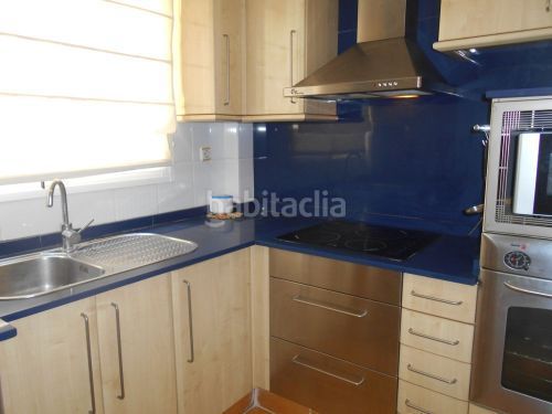 Foto 9cf6bf9a-7af9-4bd4-913f-6c2657ed8bf9. Rent flat in Ciutat Jardí Valencia