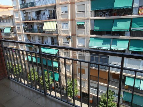 Foto a4f65aca-ec9b-4f61-b3a0-df4c8a9ceac4. Rent flat in Ciutat Jardí Valencia