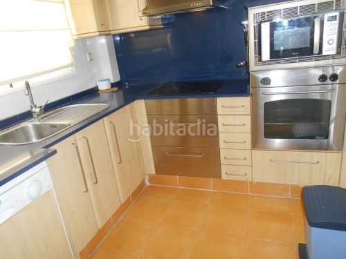 Foto fa1ad60d-27e7-4649-b9da-f4993b66cfd2. Rent flat in Ciutat Jardí Valencia