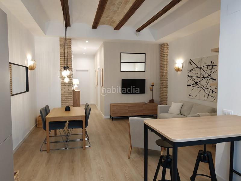 Foto 0b6cd97f-8917-4b76-ab6d-17dea4ae776b. Miete etagenwohnung in Exposició Valencia