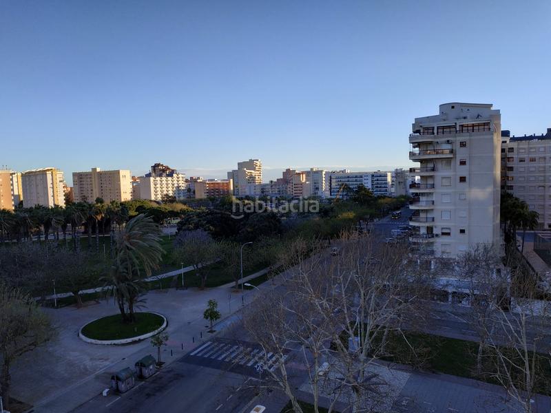 Foto 4790679e-42d6-460a-aa4e-32aceb5a3cbc. Alquiler apartamento temporal en Playa de Gandía Gandia