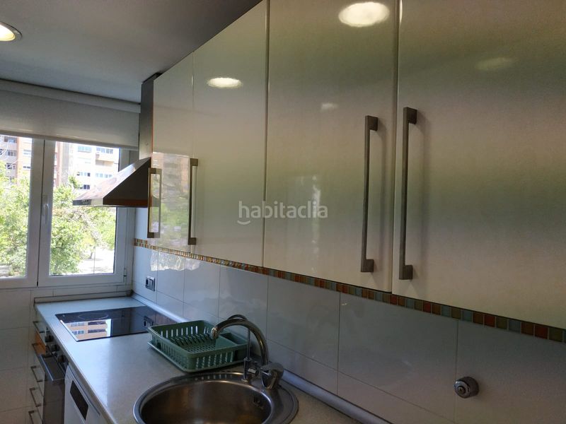 Foto b187475a-81ba-4f32-a9fd-c36ab3e1c8c9. Rent flat in Ciutat Jardí Valencia