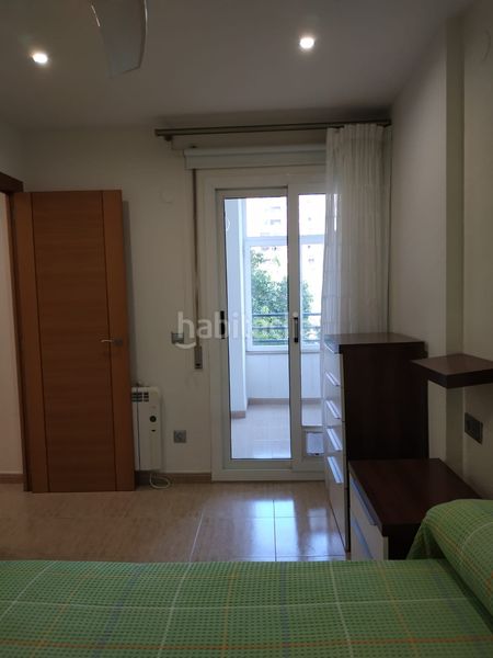 Foto ced619b6-fde7-4aec-8a35-d011678d12a0. Rent flat in Ciutat Jardí Valencia