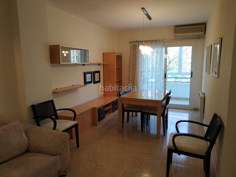 Foto f9f921c3-ff15-49fb-beaf-8e13b6609d2c. Rent flat in Ciutat Jardí Valencia